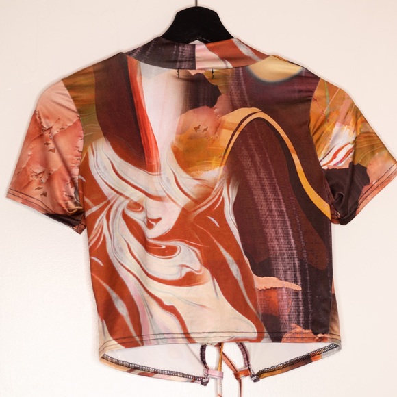 PrettyLittleThing Marble Print Slinky Crop Top - US8 - Picture 3 of 5